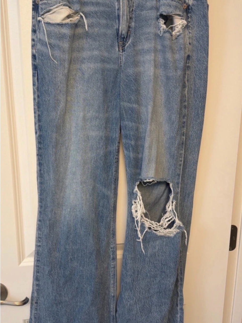 American Eagle Outfitters Light Blue Distressed Low Rise Baggy Flare Jeans
